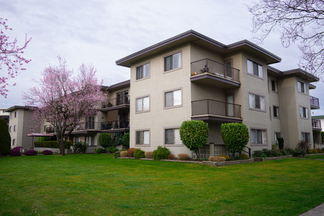 Sheridan Place Apartments